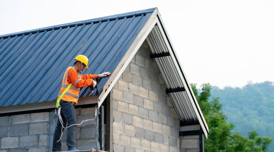 Professional gutter cleaning in Rockaway Beach, MO